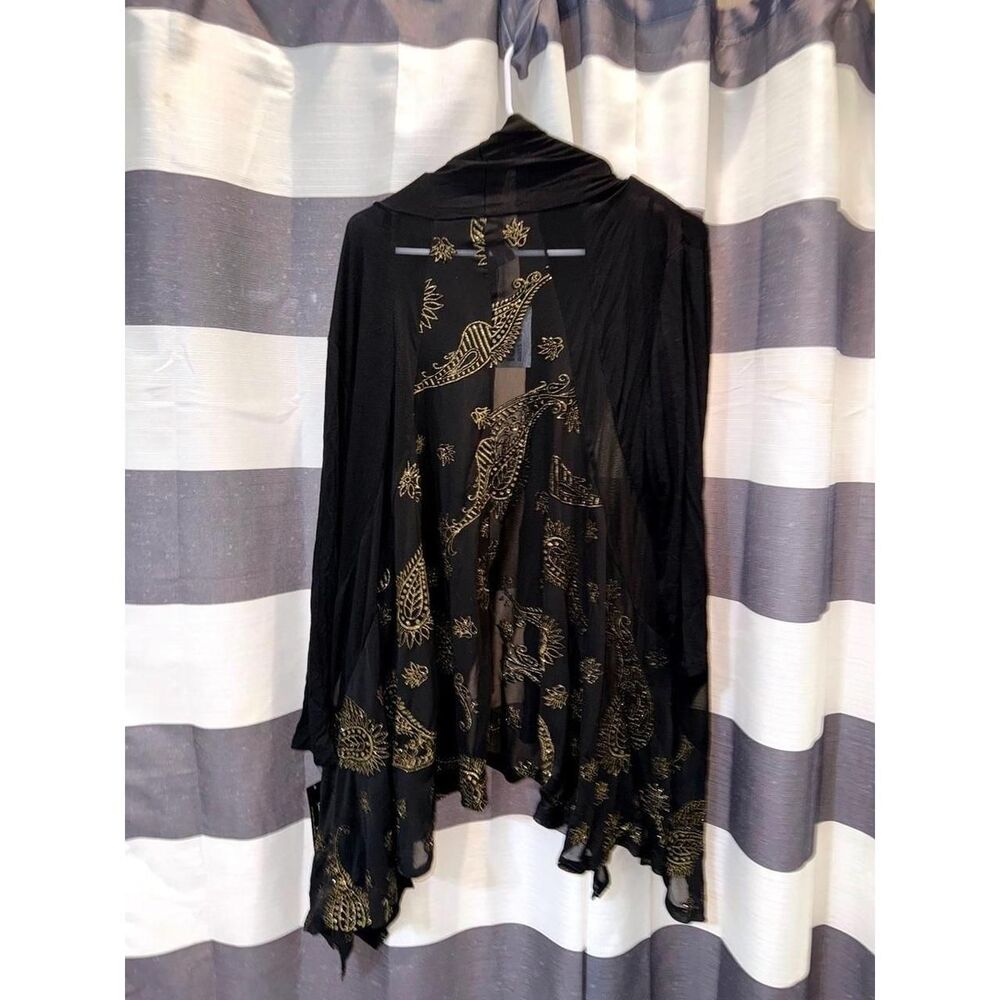 Unbranded Women's Black and Gold Jumper